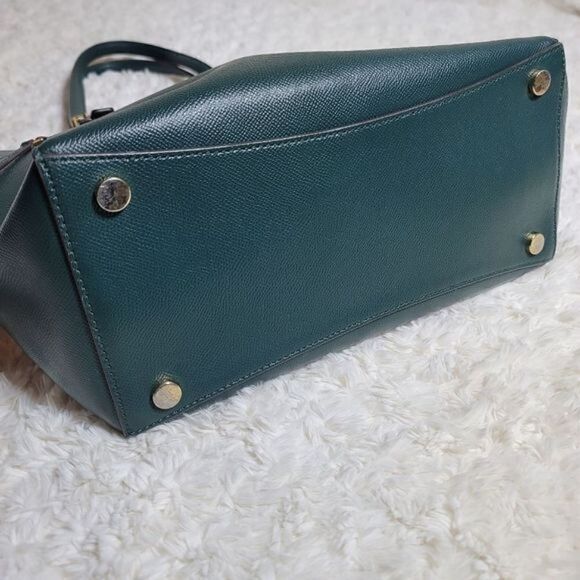 MICHAEL by Michael Kors Voyager Large Crossgrain Leather Tote Bag in Dark Green - Picture 8 of 14